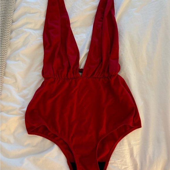Reformation Viola Bodysuit in Red - Picture 2 of 5